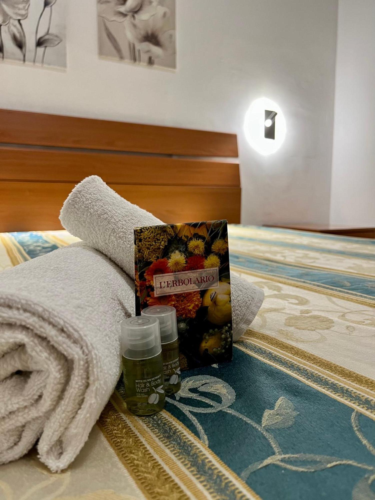 Tenuta Ingegna Apartments 포르토 세자레오 외부 사진