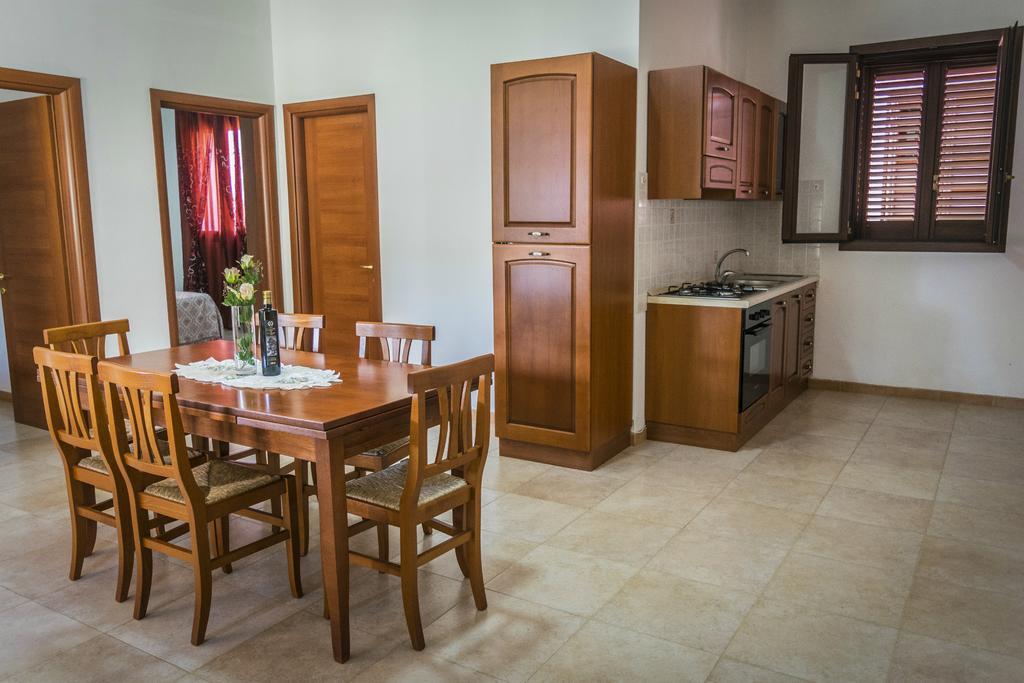 Tenuta Ingegna Apartments 포르토 세자레오 외부 사진